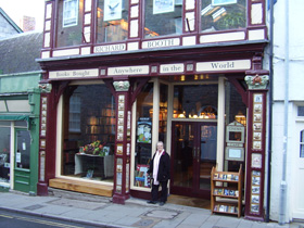 Prudence at a bookshop! Hay on Wye 2010 from Gay